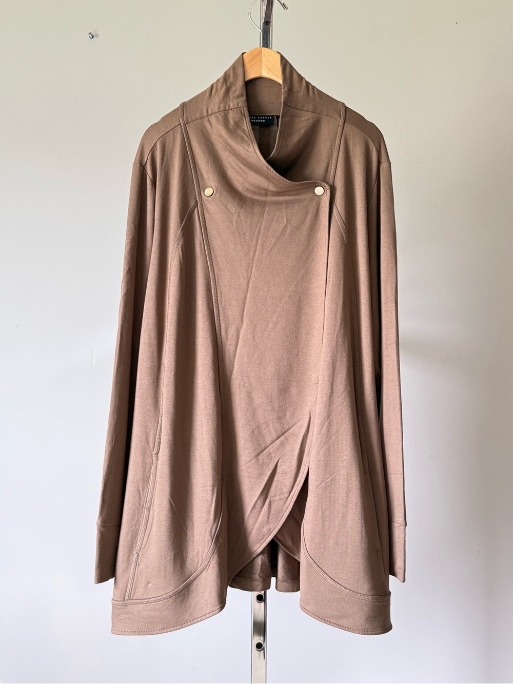 Susan Graver Weekend Crossover Cardigan Driftwood Brown 1X Plus Thumbholes QVC
